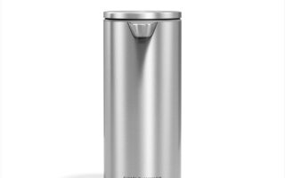 simplehuman sensor soap pump dispensing soap onto hand touch-free