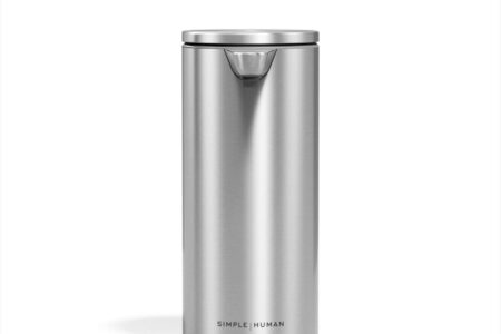 simplehuman sensor soap pump dispensing soap onto hand touch-free